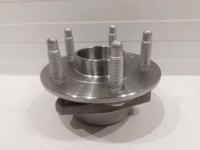 Front Wheel Hub